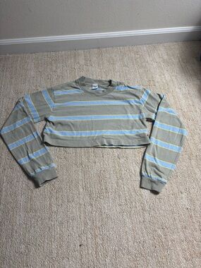 Aritzia TNA Striped Cropped Crewneck Tee in Light Blue, Yellow, and Gray